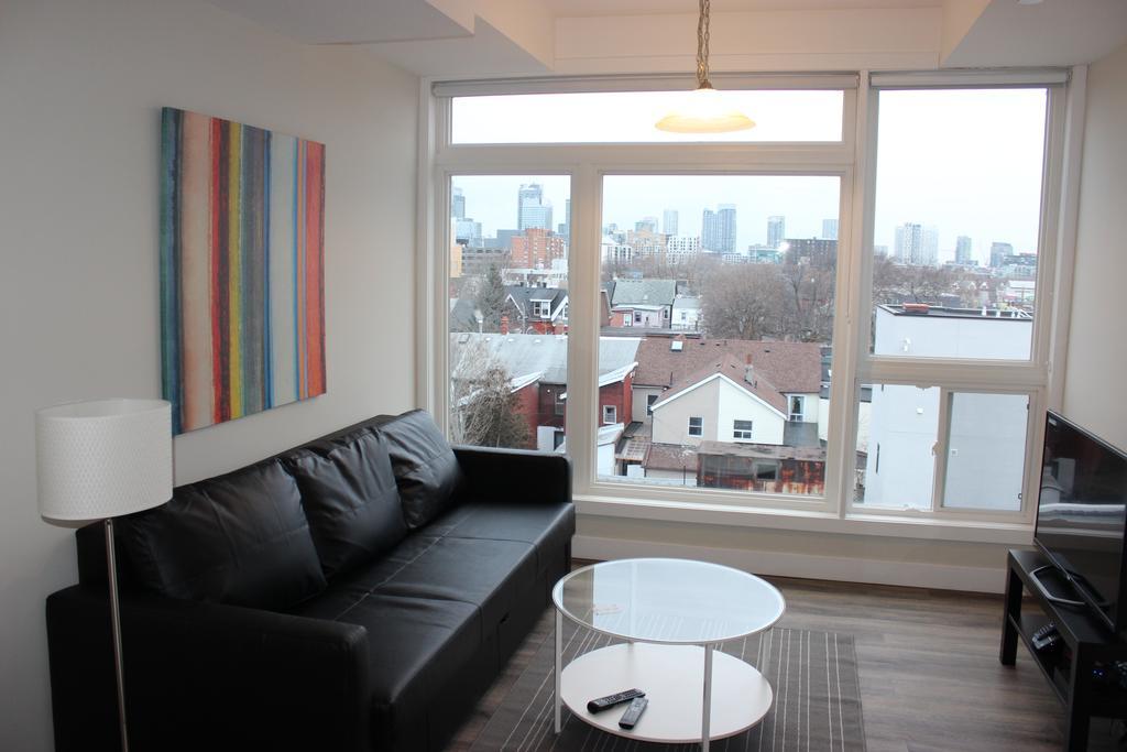 Atlas Suites- Furnished Apartments-College Street, Toronto Esterno foto