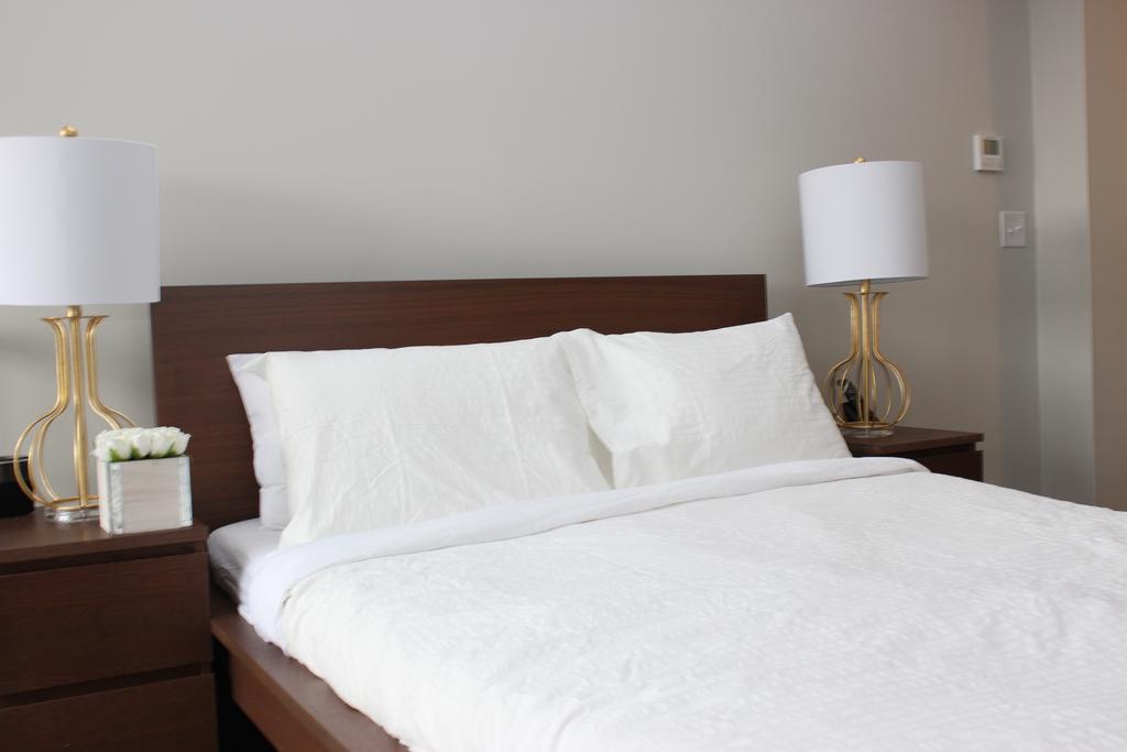 Atlas Suites- Furnished Apartments-College Street, Toronto Esterno foto