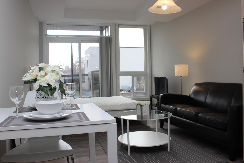Atlas Suites- Furnished Apartments-College Street, Toronto Esterno foto